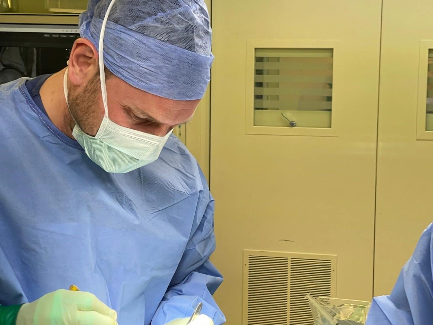 Tim Sinnett performing an Insertional Achilles Debridement 2